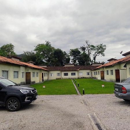 Residencia Orla Do Massaguacu Villa Caraguatatuba Buitenkant foto